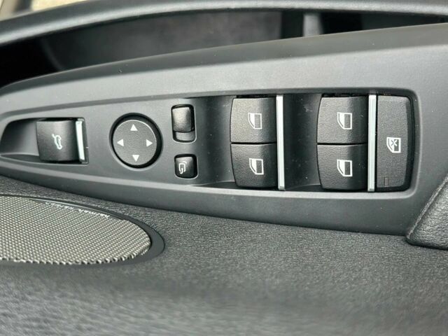 Серый БМВ Х3, объемом двигателя 2 л и пробегом 79 тыс. км за 12400 $, фото 9 на Automoto.ua
