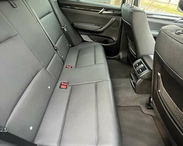 Серый БМВ Х3, объемом двигателя 2 л и пробегом 205 тыс. км за 19500 $, фото 58 на Automoto.ua