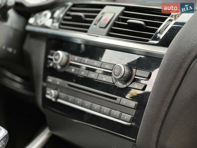 Серый БМВ Х3, объемом двигателя 3 л и пробегом 156 тыс. км за 21990 $, фото 27 на Automoto.ua