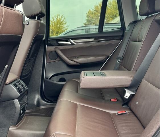 Серый БМВ Х3, объемом двигателя 2 л и пробегом 148 тыс. км за 17000 $, фото 15 на Automoto.ua