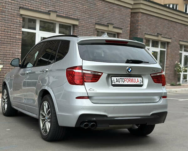 Серый БМВ Х3, объемом двигателя 3 л и пробегом 158 тыс. км за 19990 $, фото 4 на Automoto.ua