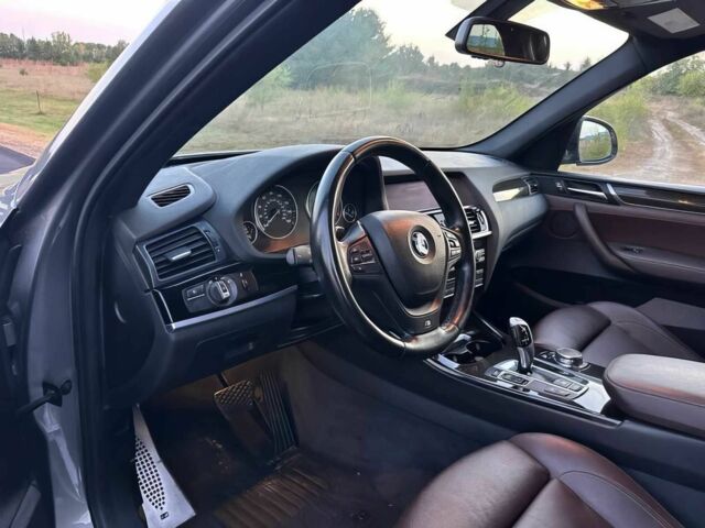 Серый БМВ Х3, объемом двигателя 2 л и пробегом 70 тыс. км за 4000 $, фото 9 на Automoto.ua