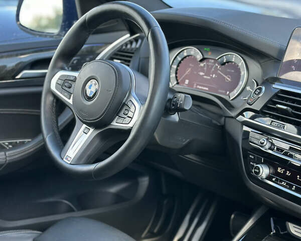 Серый БМВ Х3, объемом двигателя 3 л и пробегом 118 тыс. км за 38000 $, фото 30 на Automoto.ua