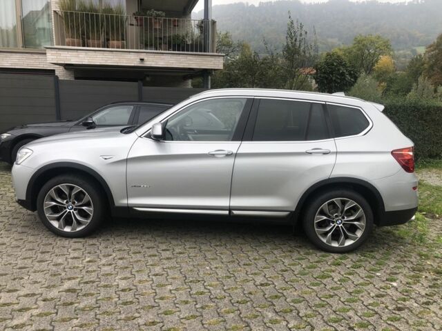 Серый БМВ Х3, объемом двигателя 3 л и пробегом 112 тыс. км за 10200 $, фото 6 на Automoto.ua