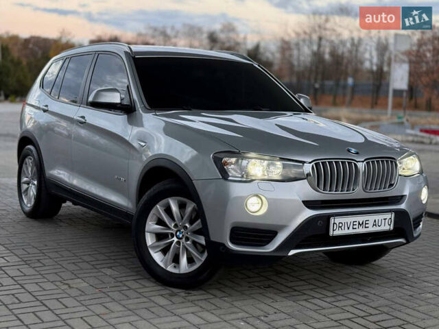 Сірий БМВ Х3, об'ємом двигуна 2 л та пробігом 186 тис. км за 13899 $, фото 2 на Automoto.ua