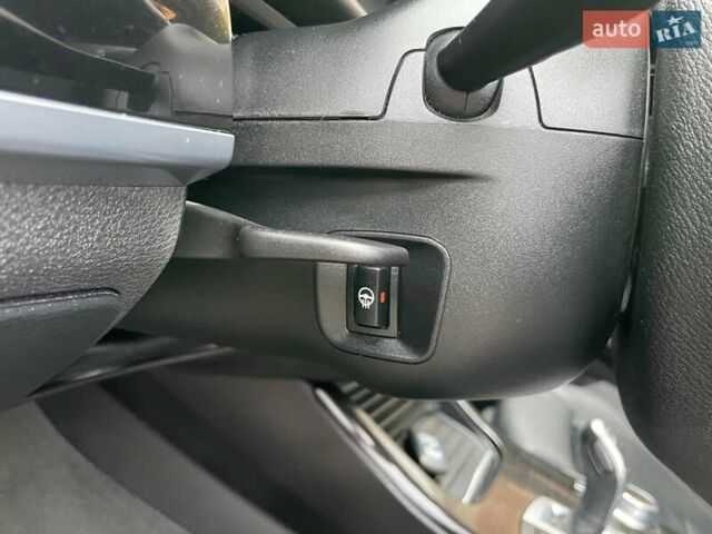 Серый БМВ Х3, объемом двигателя 2 л и пробегом 241 тыс. км за 16000 $, фото 36 на Automoto.ua