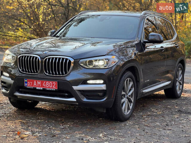 Сірий БМВ Х3, об'ємом двигуна 2 л та пробігом 164 тис. км за 25900 $, фото 2 на Automoto.ua