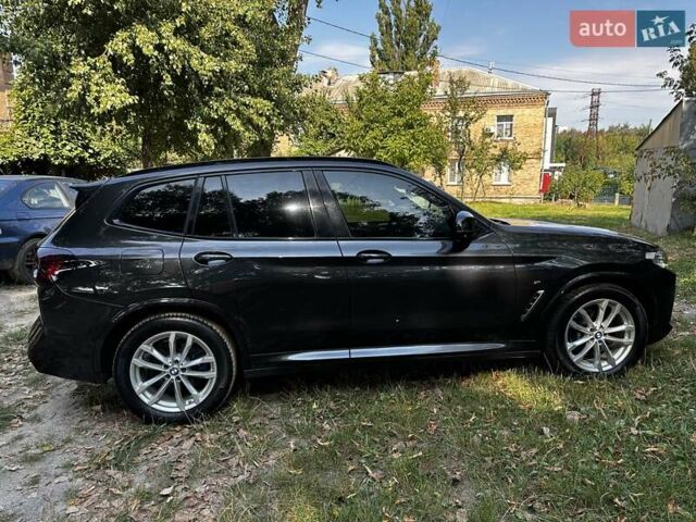 Серый БМВ Х3, объемом двигателя 3 л и пробегом 92 тыс. км за 35500 $, фото 1 на Automoto.ua