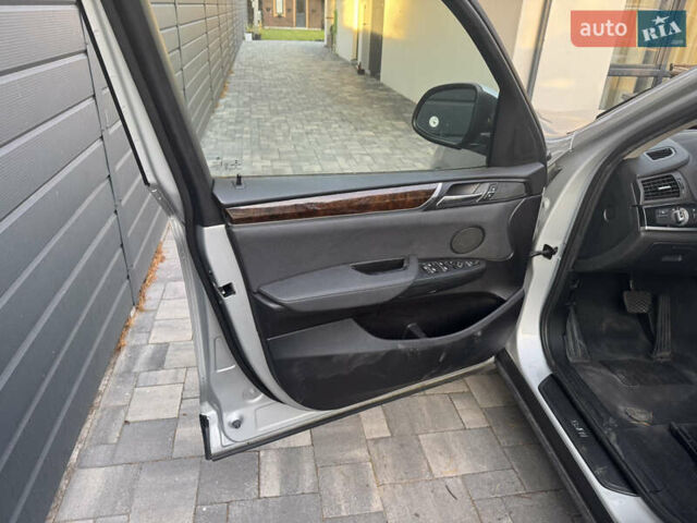 Серый БМВ Х3, объемом двигателя 2 л и пробегом 164 тыс. км за 10999 $, фото 12 на Automoto.ua