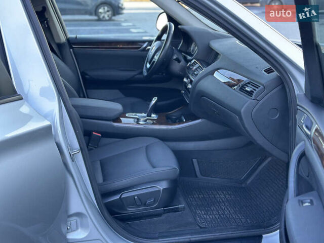 Серый БМВ Х3, объемом двигателя 2 л и пробегом 165 тыс. км за 14400 $, фото 11 на Automoto.ua