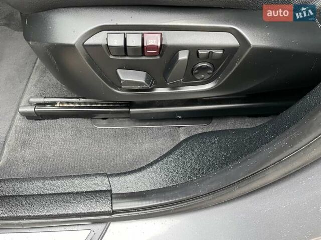 Серый БМВ Х3, объемом двигателя 2 л и пробегом 241 тыс. км за 16000 $, фото 18 на Automoto.ua