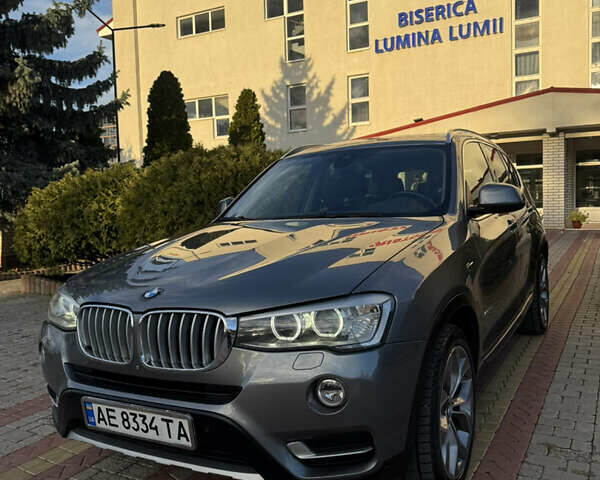 Серый БМВ Х3, объемом двигателя 2 л и пробегом 170 тыс. км за 18500 $, фото 2 на Automoto.ua
