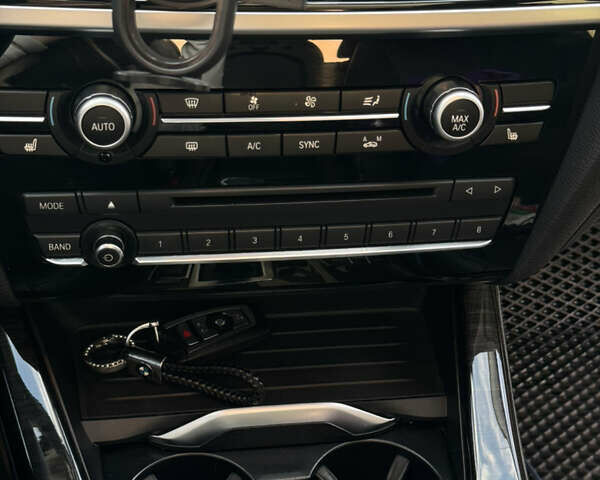 Серый БМВ Х3, объемом двигателя 2 л и пробегом 170 тыс. км за 18500 $, фото 47 на Automoto.ua