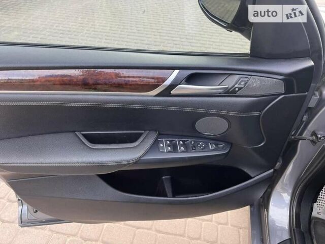 Сірий БМВ Х3, об'ємом двигуна 2 л та пробігом 98 тис. км за 17500 $, фото 23 на Automoto.ua