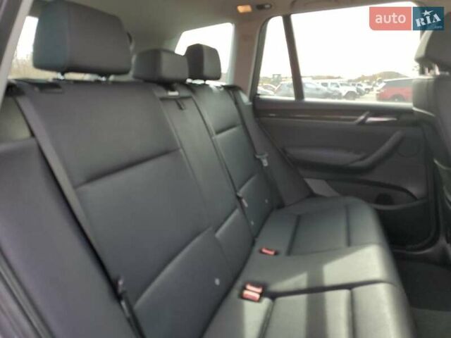Серый БМВ Х3, объемом двигателя 2 л и пробегом 104 тыс. км за 3600 $, фото 10 на Automoto.ua