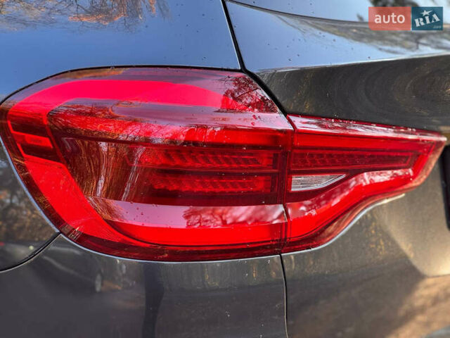 Сірий БМВ Х3, об'ємом двигуна 2 л та пробігом 164 тис. км за 25900 $, фото 29 на Automoto.ua