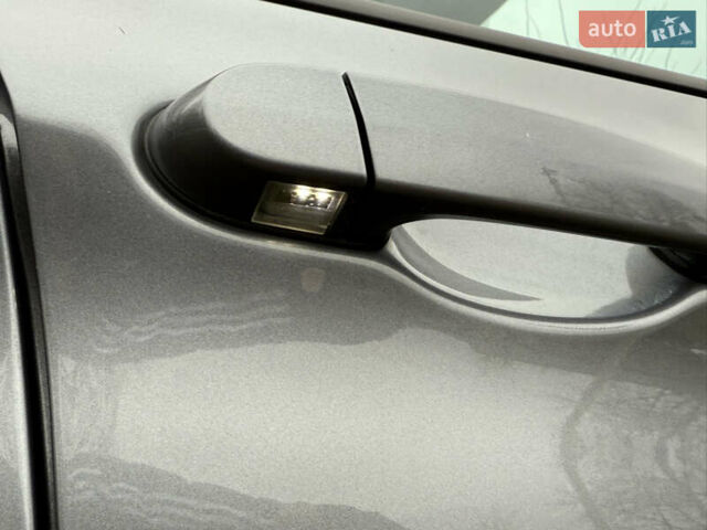 Серый БМВ Х3, объемом двигателя 2.01 л и пробегом 196 тыс. км за 14999 $, фото 15 на Automoto.ua