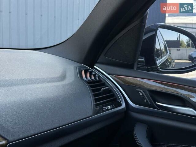 Серый БМВ Х3, объемом двигателя 2 л и пробегом 164 тыс. км за 26900 $, фото 50 на Automoto.ua