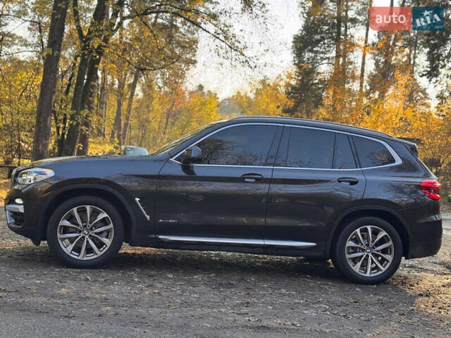 Сірий БМВ Х3, об'ємом двигуна 2 л та пробігом 164 тис. км за 25900 $, фото 7 на Automoto.ua