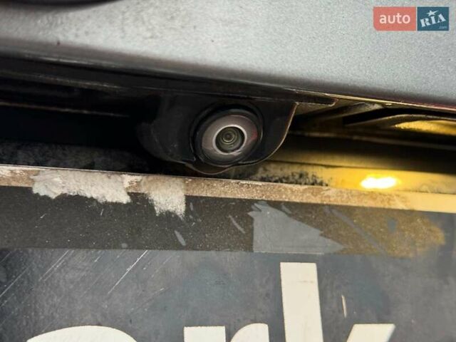 Сірий БМВ Х3, об'ємом двигуна 2 л та пробігом 170 тис. км за 18990 $, фото 8 на Automoto.ua