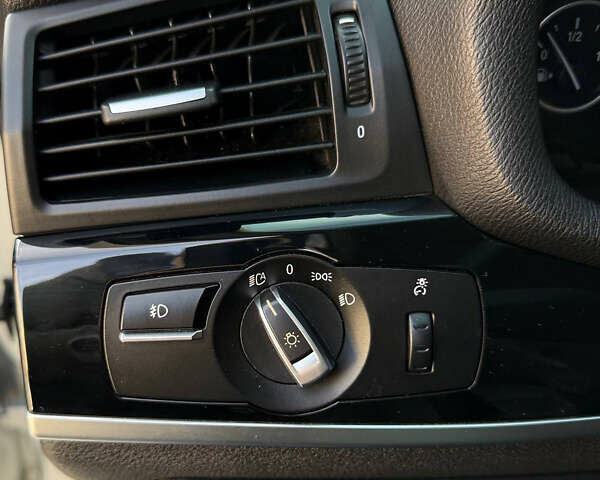 Сірий БМВ Х3, об'ємом двигуна 2 л та пробігом 186 тис. км за 13899 $, фото 31 на Automoto.ua