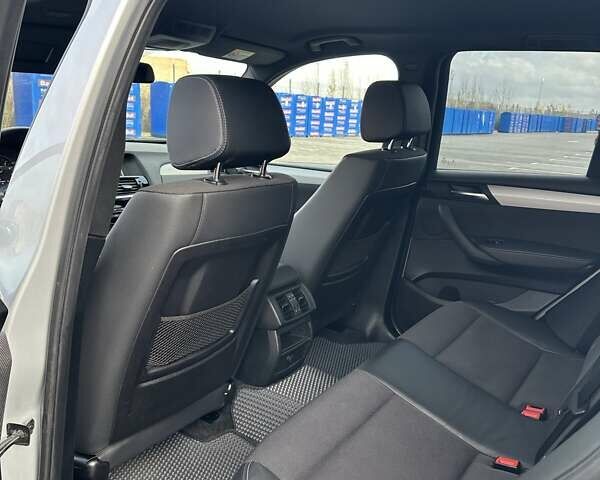 Сірий БМВ Х3, об'ємом двигуна 2 л та пробігом 121 тис. км за 22900 $, фото 6 на Automoto.ua