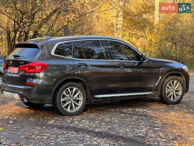 Сірий БМВ Х3, об'ємом двигуна 2 л та пробігом 164 тис. км за 25900 $, фото 6 на Automoto.ua