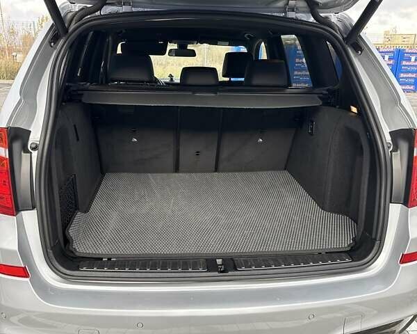 Сірий БМВ Х3, об'ємом двигуна 2 л та пробігом 121 тис. км за 22900 $, фото 9 на Automoto.ua