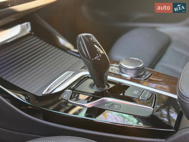 Сірий БМВ Х3, об'ємом двигуна 2 л та пробігом 164 тис. км за 25900 $, фото 69 на Automoto.ua