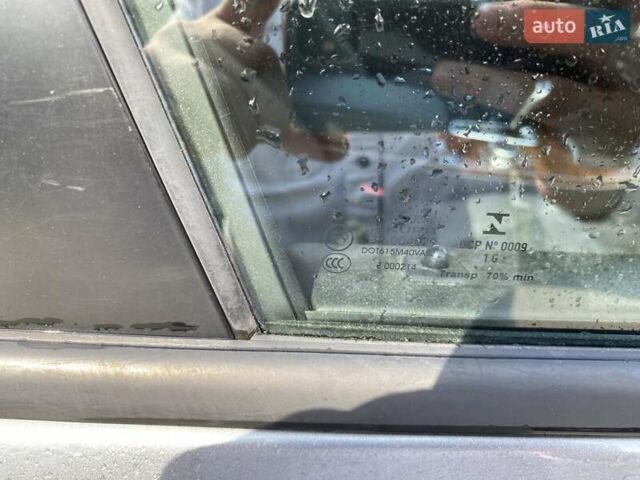 Серый БМВ Х3, объемом двигателя 3 л и пробегом 86 тыс. км за 28500 $, фото 9 на Automoto.ua