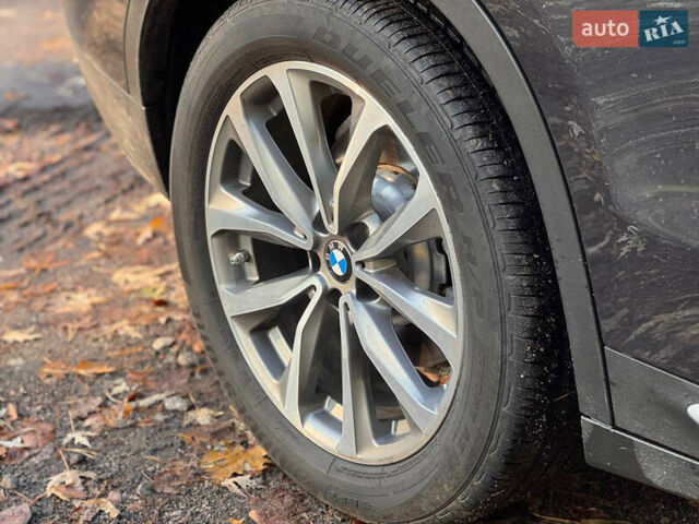 Сірий БМВ Х3, об'ємом двигуна 2 л та пробігом 164 тис. км за 25900 $, фото 33 на Automoto.ua