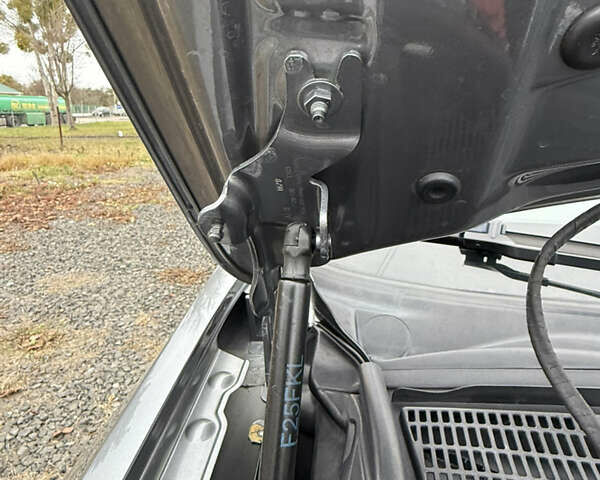 Серый БМВ Х3, объемом двигателя 2.01 л и пробегом 196 тыс. км за 14999 $, фото 56 на Automoto.ua