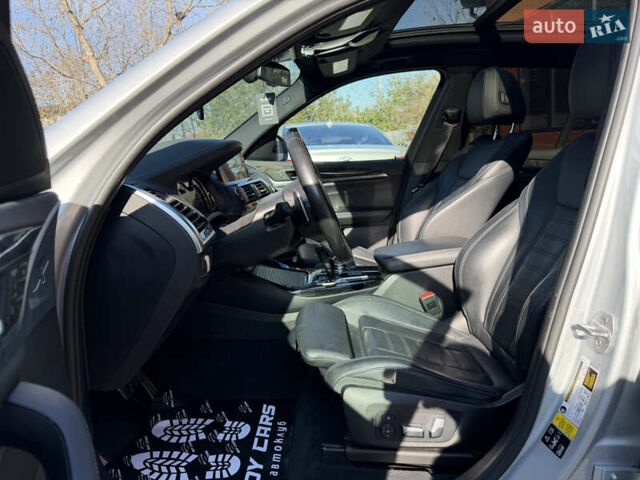Сірий БМВ Х3, об'ємом двигуна 3 л та пробігом 120 тис. км за 34999 $, фото 6 на Automoto.ua