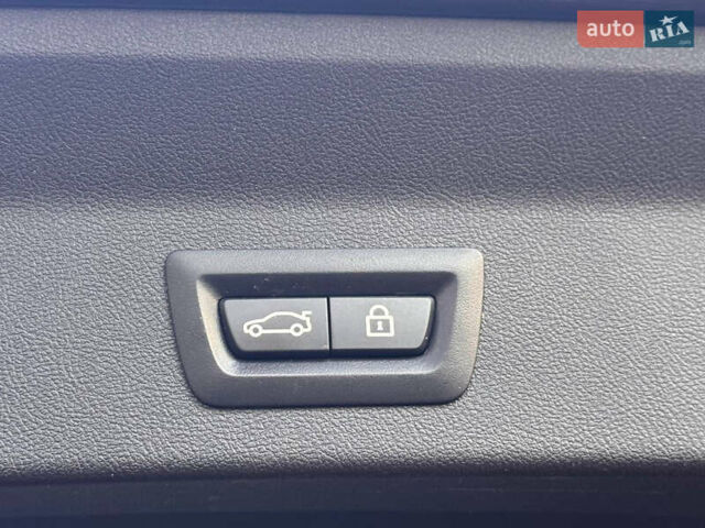 Сірий БМВ Х3, об'ємом двигуна 2 л та пробігом 164 тис. км за 25900 $, фото 37 на Automoto.ua