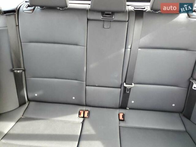 Серый БМВ Х3, объемом двигателя 2 л и пробегом 104 тыс. км за 3600 $, фото 9 на Automoto.ua