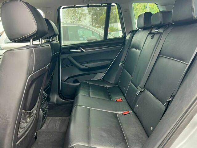 Сірий БМВ Х3, об'ємом двигуна 2 л та пробігом 54 тис. км за 5600 $, фото 13 на Automoto.ua