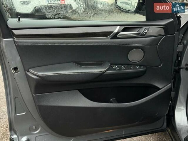 Сірий БМВ Х3, об'ємом двигуна 2 л та пробігом 170 тис. км за 18990 $, фото 14 на Automoto.ua