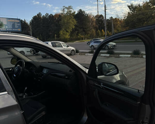 Серый БМВ Х3, объемом двигателя 2 л и пробегом 170 тыс. км за 18500 $, фото 26 на Automoto.ua