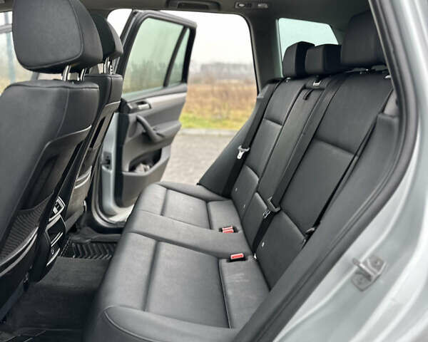 Серый БМВ Х3, объемом двигателя 2 л и пробегом 187 тыс. км за 15500 $, фото 9 на Automoto.ua