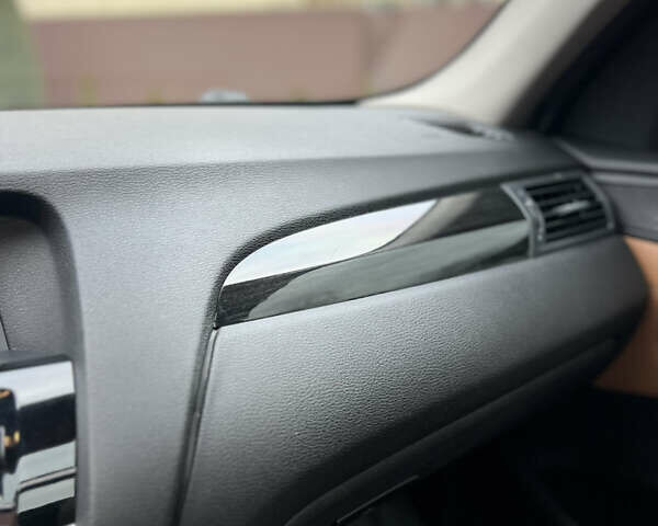 Серый БМВ Х3, объемом двигателя 2 л и пробегом 152 тыс. км за 16200 $, фото 58 на Automoto.ua