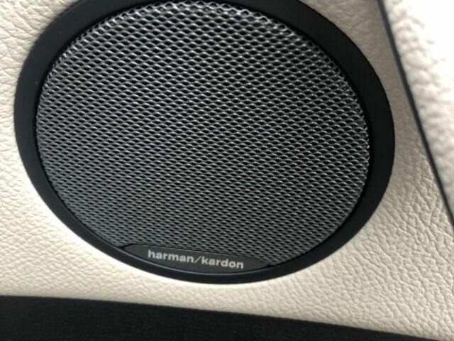 Серый БМВ Х3, объемом двигателя 3 л и пробегом 112 тыс. км за 10200 $, фото 11 на Automoto.ua