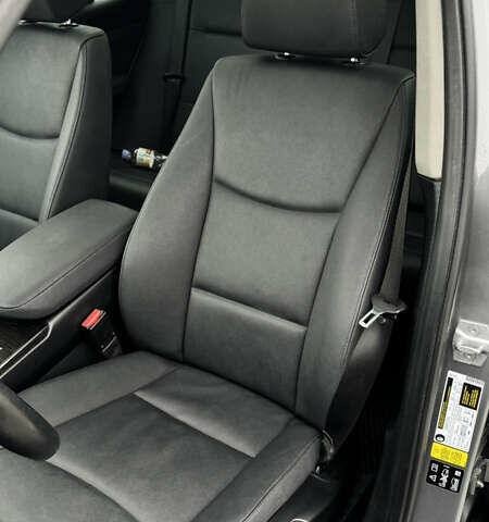 Серый БМВ Х3, объемом двигателя 2 л и пробегом 187 тыс. км за 15999 $, фото 23 на Automoto.ua