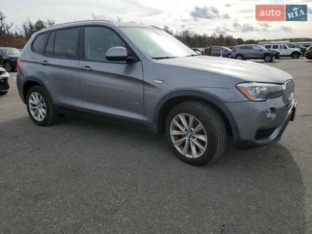 Серый БМВ Х3, объемом двигателя 2 л и пробегом 104 тыс. км за 3600 $, фото 1 на Automoto.ua