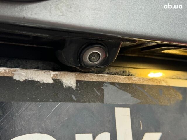 Серый БМВ Х3, объемом двигателя 2 л и пробегом 170 тыс. км за 18990 $, фото 8 на Automoto.ua