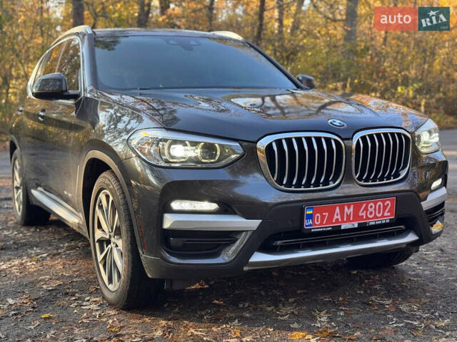 Сірий БМВ Х3, об'ємом двигуна 2 л та пробігом 164 тис. км за 25900 $, фото 16 на Automoto.ua