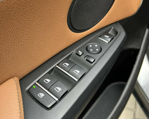 Серый БМВ Х3, объемом двигателя 2 л и пробегом 152 тыс. км за 16200 $, фото 39 на Automoto.ua