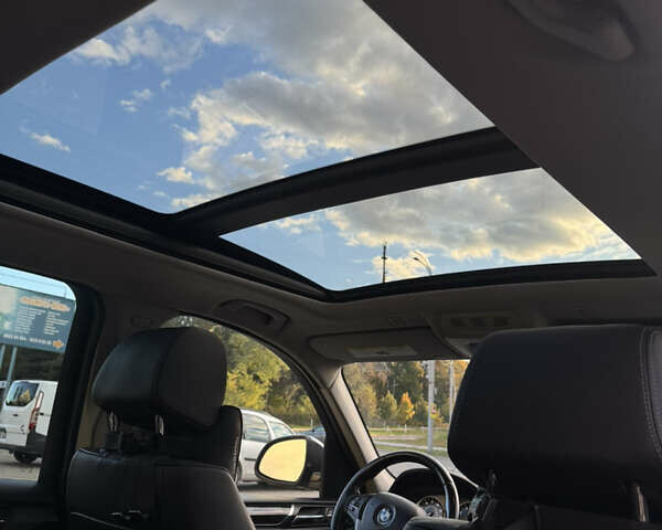 Серый БМВ Х3, объемом двигателя 2 л и пробегом 170 тыс. км за 18500 $, фото 28 на Automoto.ua