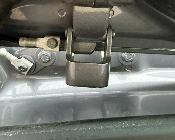 Серый БМВ Х3, объемом двигателя 2.01 л и пробегом 196 тыс. км за 14999 $, фото 45 на Automoto.ua