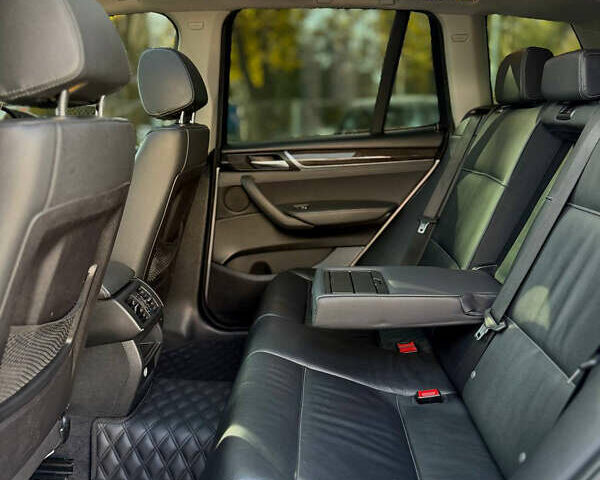 Сірий БМВ Х3, об'ємом двигуна 2 л та пробігом 186 тис. км за 13899 $, фото 14 на Automoto.ua