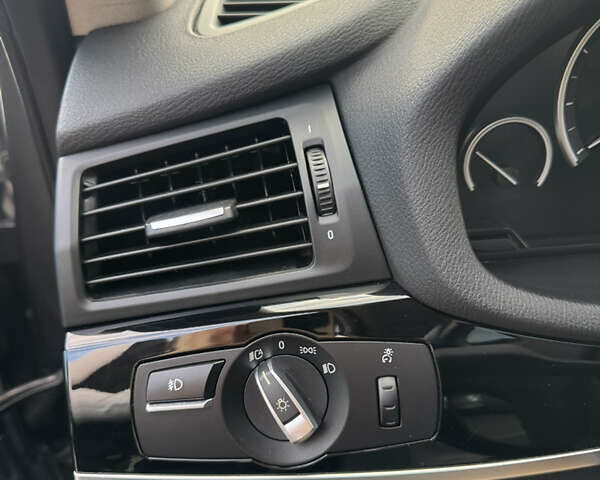 Серый БМВ Х3, объемом двигателя 2 л и пробегом 170 тыс. км за 18500 $, фото 34 на Automoto.ua